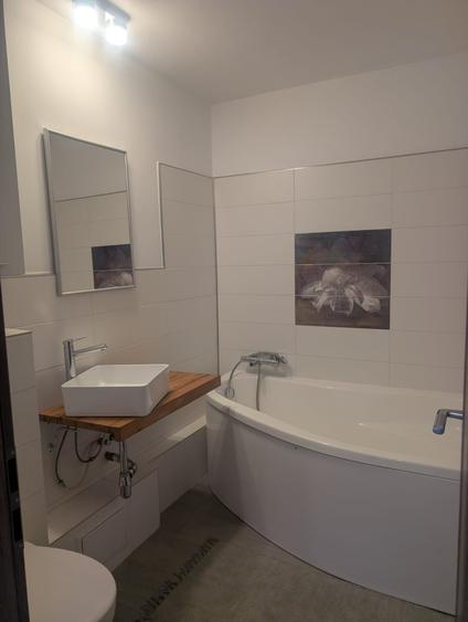 APARTAMENT 3 CAMERE DE INCHIRIAT RAHOVA SEBASTIAN 13 SEPTEMBRIE