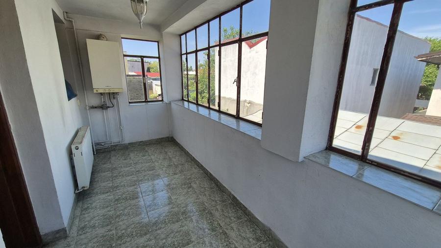 Casa P+2 - 244,08 mp + anexa + Garaj + teren 248 mp - Parcul Carol