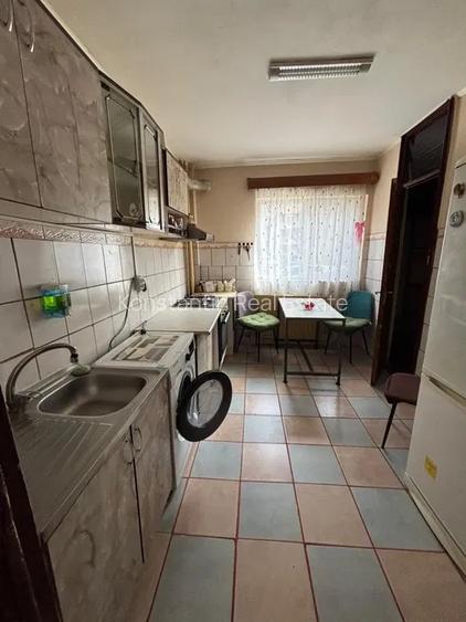 Apartament 2 camere decomandat, 52 mp, ideal locuință sau birou, zona Mega Mall - 3
