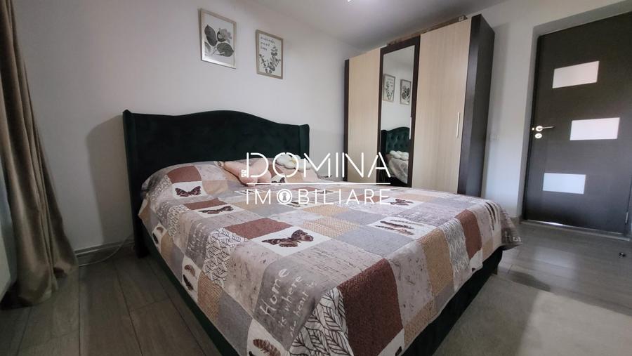 Vânzare apartament 4 camere, decomandat, strada Victoriei – central