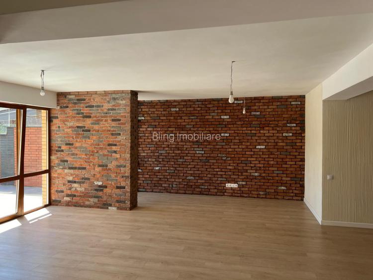 Apartament de 4 camere, 120 mp, terasa de 70 mp, view SUPERB, zona Vivo - 11