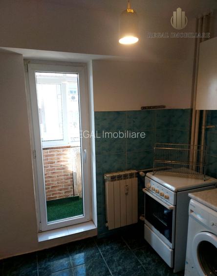 Garsoniera |Splaiul Unirii -Camera de Comert | Metrou | Et 3 - 5