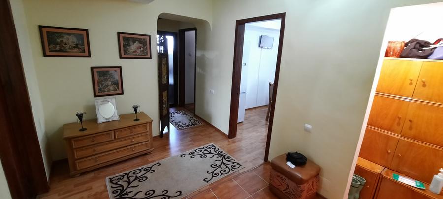 Apartament 5 camere Piata Mare