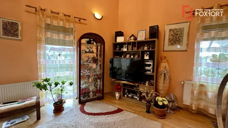 Casa individuala 5 camere si teren 1000 mp, in Sag