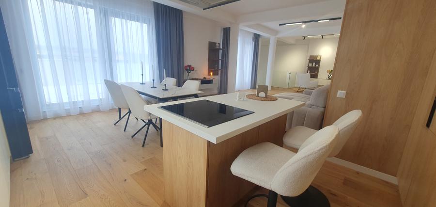Inchiriere Penthouse 4 Camere Iancu Nicolae