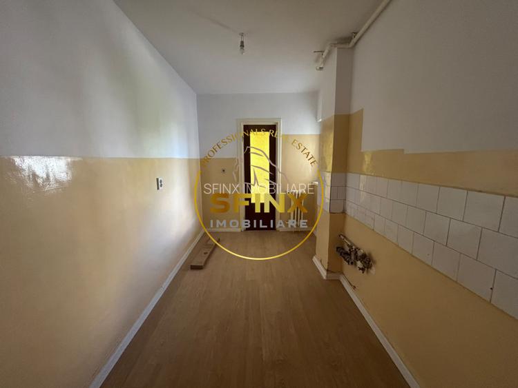 4 camere | Ion Mihalache | 98mp | Garaj - 5
