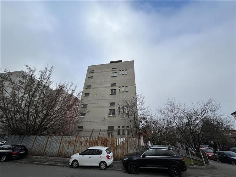 Vanzare spatiu comercial/cladire birouri Rahova - Margeanului, Bucuresti
