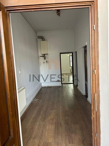 Apartament 1 camera decomandata, in Centru, langa Tribunal!