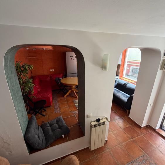 Casa P+1, aproape de Piata Universitatii, pet friendly, curte comuna