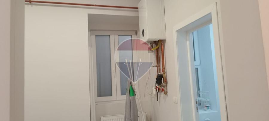 Apartament 3 camere cu loc de parcare Ultracentral renovat complet!!