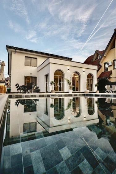 vila  cu piscina  cu teren de 460mp - 3