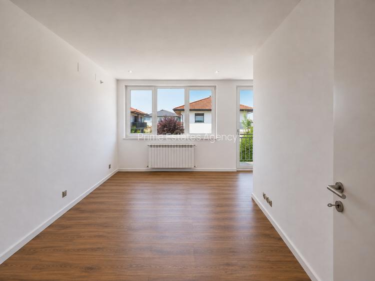 Vila tip duplex complet renovata 2026,  Sidney Residence Tunari - 12