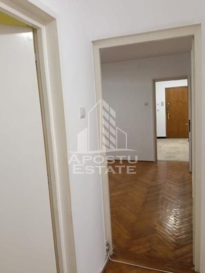 Apartament 3 camere de vanzare, zona Take Ionescu, Timisoara