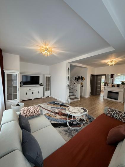 Casa individuala cu 5 camere mobilata utilata, 146 mp, teren 400 mp, Dezmir