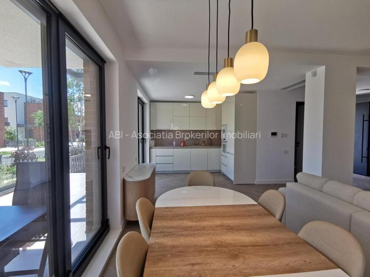 Proprietate exclusivista pe lacul Snagov 490000 euro / Chirie 2500 eu/luna - 13