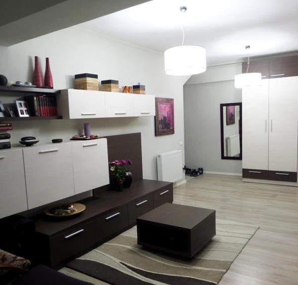 Aparatorii Patriei, 3 Camere, Parcare, Metrou, AC, Centrala proprie