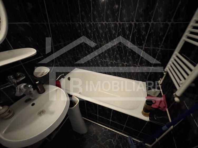 Apartament cu 3 camere, decomandat, 54 mp, zona E-ON