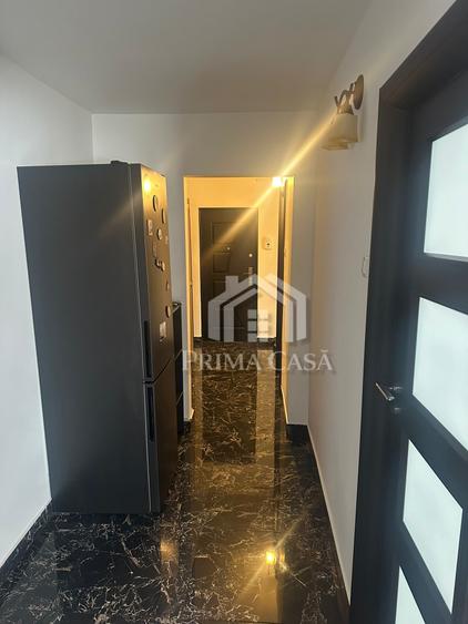 Apartament cu 4 camere zona Micro 14 110mp etaj inferior Pret: 120.000 neg.