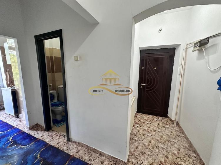 Apartament de vanzare 2 camere in Bacau strada Razboieni