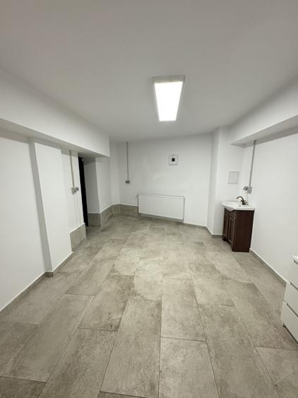 Spatiu comercial 100 mp de inchiriat, str. Logofat Tautu, Bacau
