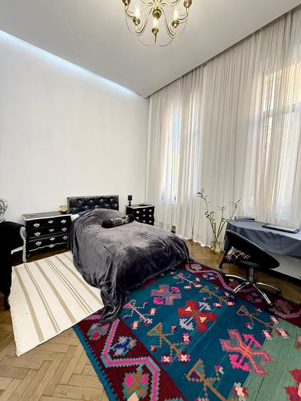 Vanzare 7 camere in vila BELLE ÉPOQUE - GRADINA ICOANEI