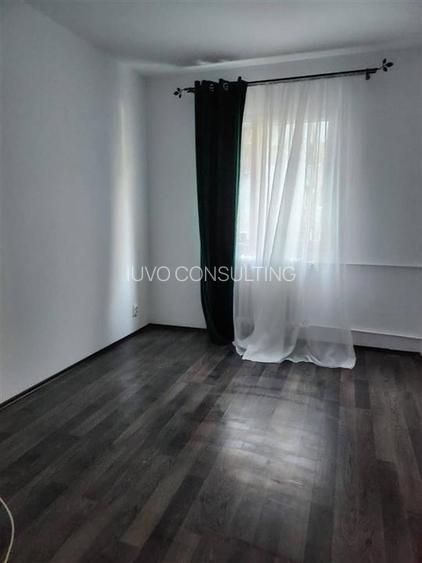 Vanzare Apartament 3 Camere Semidecomandat Covasna