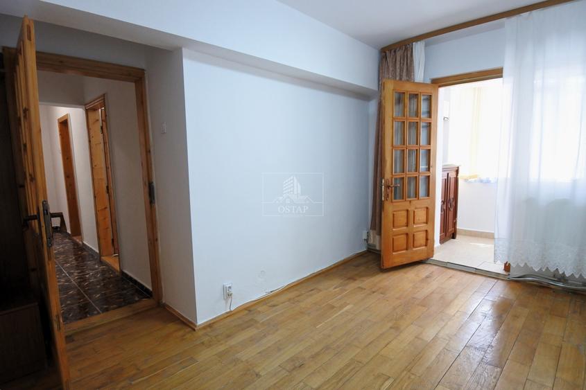 Apartament 3 camere decomandate – Etaj 1, Str. Energiei