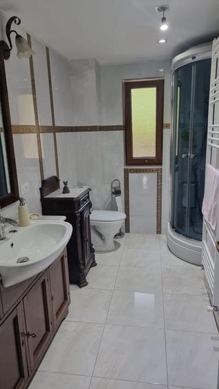 Casă de vanzare in Rm. Valcea-294 mp, teren 958 mp, deschidere la raul Olănești