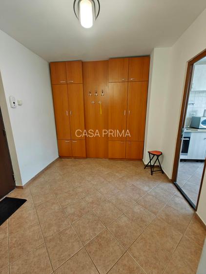 Se inchiriaza!!!2 Camere Centru-Piata Unirii, Etaj 7!!!