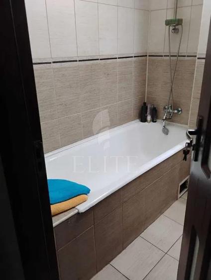 Apartament 4 camere în zona STRAZII CALEA FLORESTI