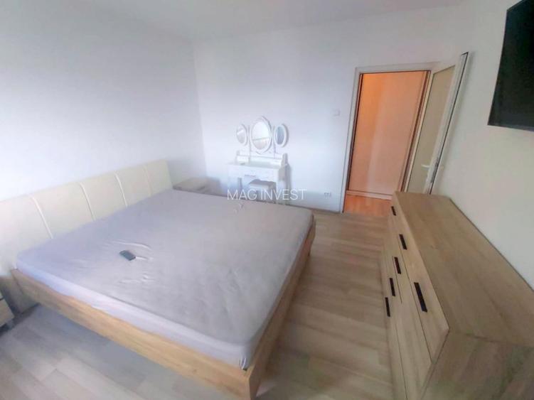 Apartament cu doua camere, decomandat - Bd. Unirii, scoala nr. 10