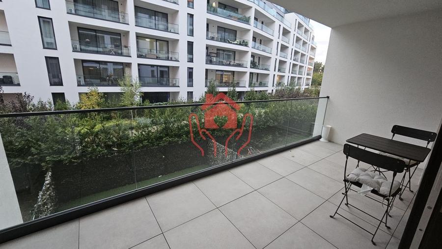 Baneasa Shopping City-3 camere mobilier ROVERE I parc I scoli I garaj interior