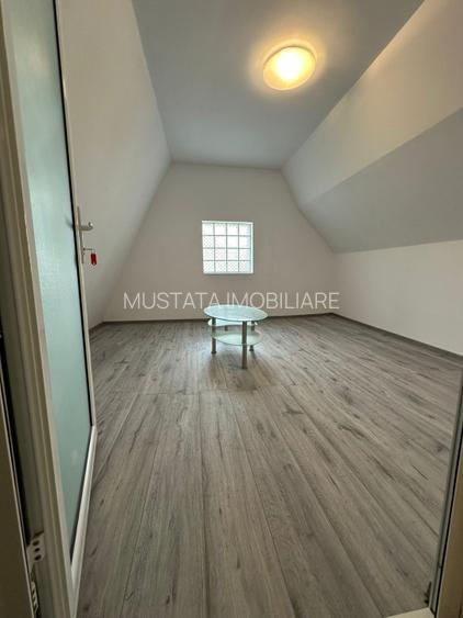- Casa Parter+Mansarda, zona Islaz. - 7