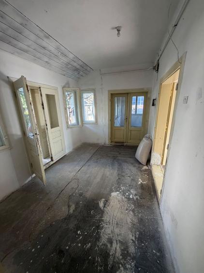 TRADITIE SI FARMEC TRANSILVANEAN-casa tradițională secuiască /COVASNA