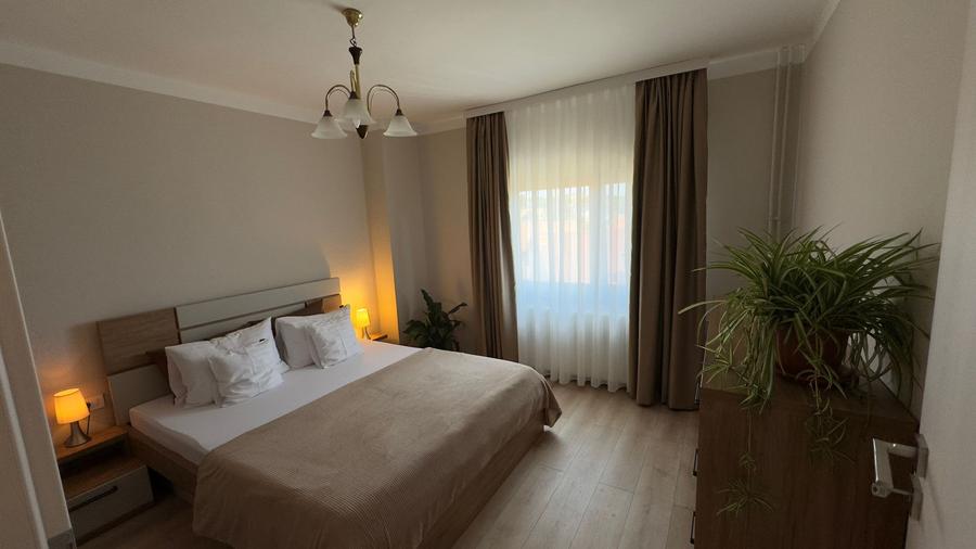 Vând apartament premium ultracentral, Bulevardul Magheru