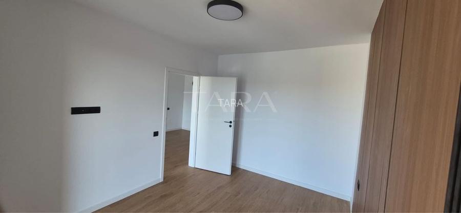Apartament modern cu 2 camere, 54 mp + 4 mp, parcare subterană. - 3