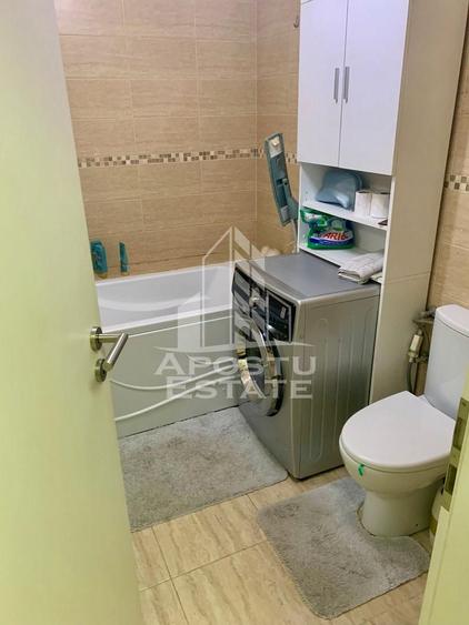 Apartament cu 2 camere de inchiriat, centrala proprie, Giroc, Timis