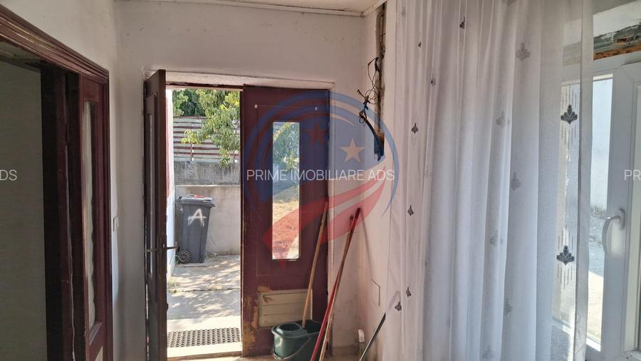 Casa 3 camere, teren 736 mp, de vanzare în Bailesti