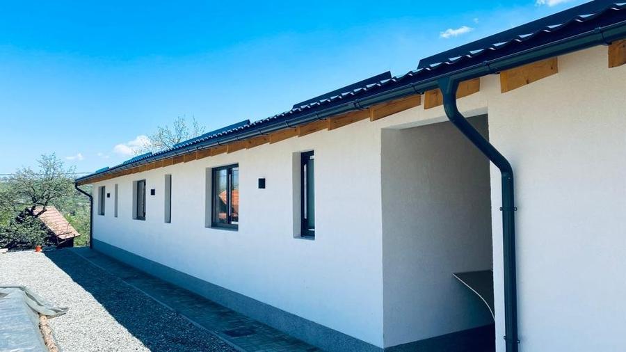 VAND COMPLEX TURISTIC IN BRAN LANGA PARTIA DE SCHI ZANOAGA