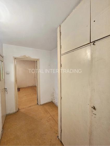 Vanzare-garsoniera-Dr Taberei-Tg Neamt-parc-p/4-dec-bl 78-libera-65000E - 5