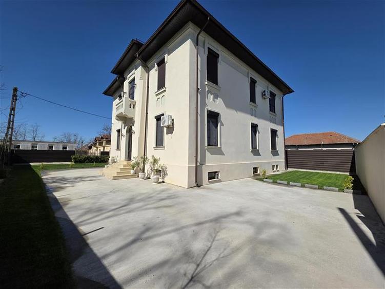Casa tip conac de vanzare in Malu Mare - 0% comison cumparator