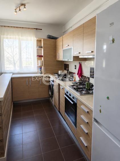 Apartament 3 camere | Parcare | Zona Stejarului - 2