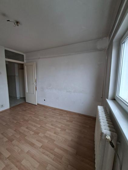 De vânzare 3 camere decomandat