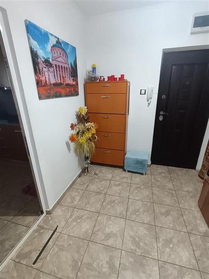 2 camere Mobilat si Utilat, parter cu balcon, Garii