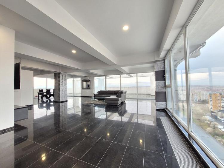 Penthouses de inchiriat, 200 mp. utili + 60mp. terasa - Mihai Viteazu