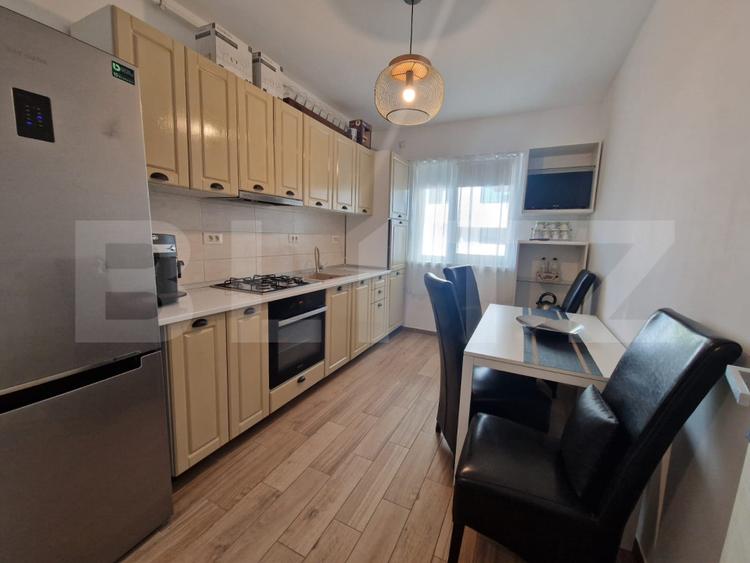 Apartament 3 camere, 83 mp, loc de parcare, zona Electroputere Mall