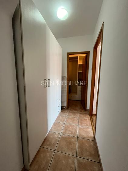 Apartament 2 camere de închiriat B-dul Decebal - 8