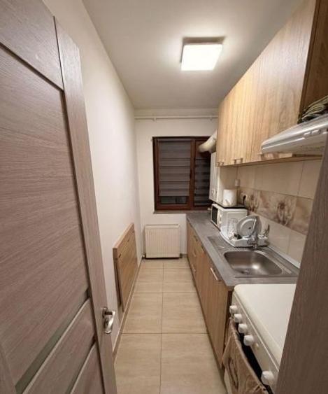 APARTAMENT 3 CAMERE LUX SEMIDECOMANDAT CONFORT 2 ZONA CAMPUS