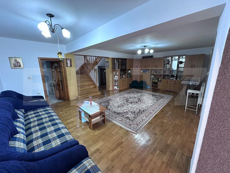 Duplex de vanzare, 609 mp, teren 23.218 mp, zona Bumbesti