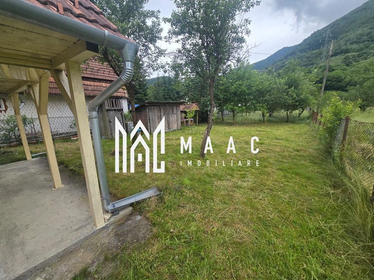 Casa de vacanta 1200 mp teren Valea Lotrioarei